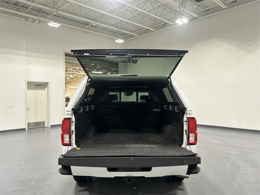 2018 Chevrolet Silverado 1500 High Country photo 20