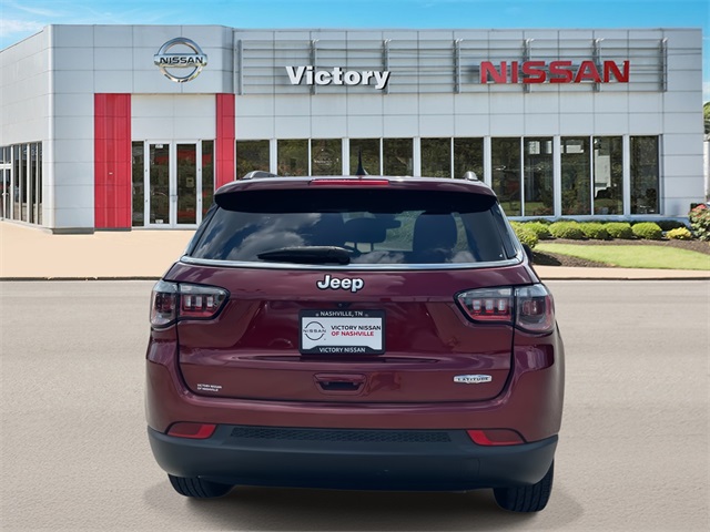 2022 Jeep Compass Latitude photo 3