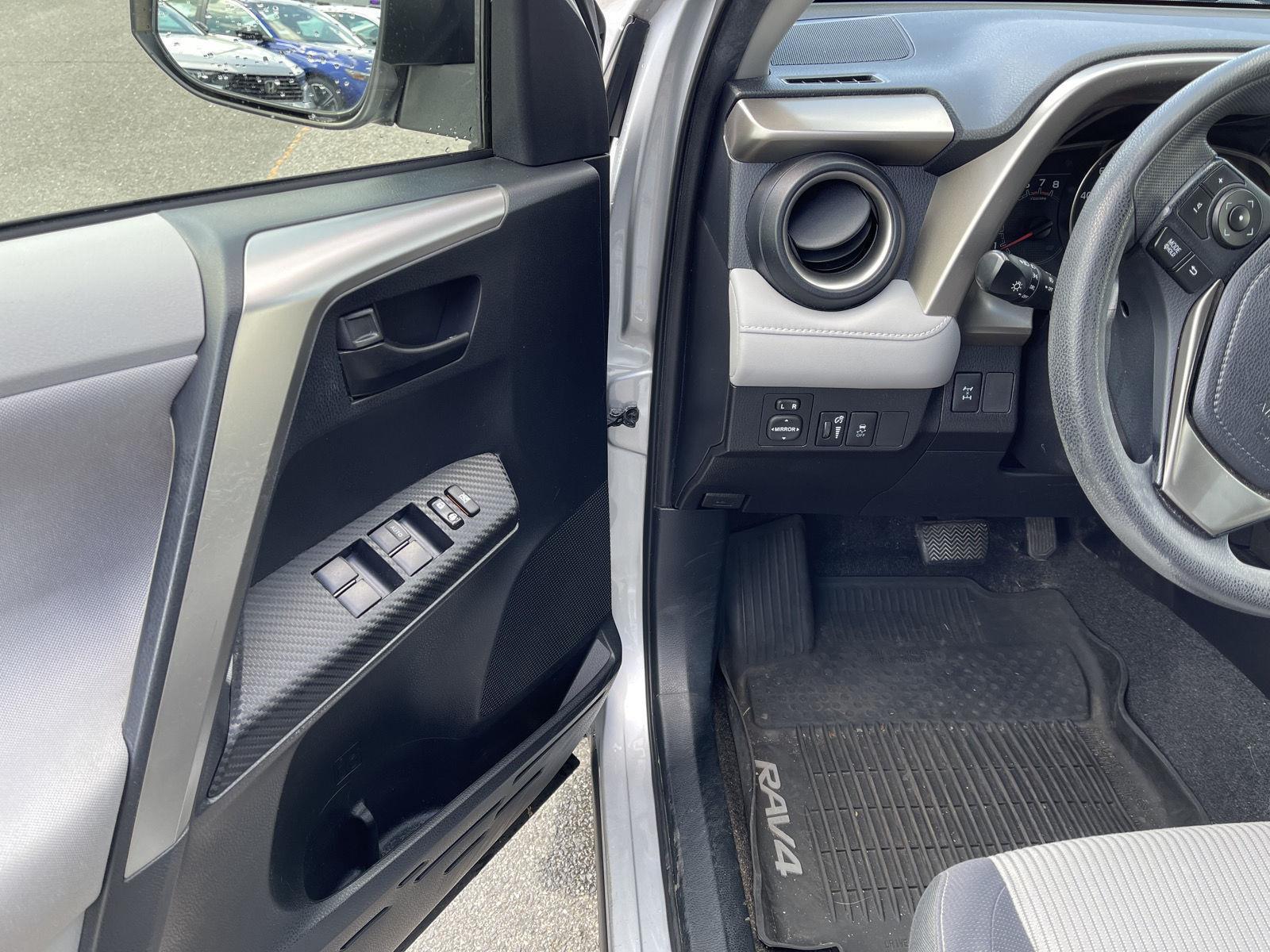 Used 2013 Toyota RAV4 XLE with VIN JTMRFREV9D5020044 for sale in Manchester, CT