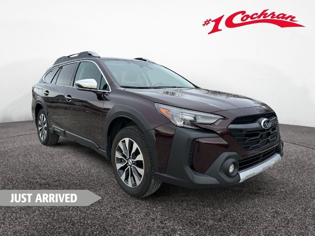 2024 Subaru Outback Touring's photo