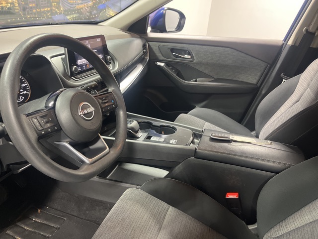 2023 Nissan Rogue SV photo 9