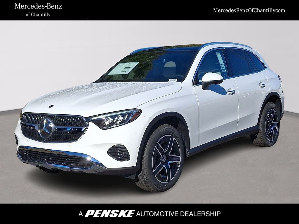 2026 Mercedes-Benz GLC Base's photo