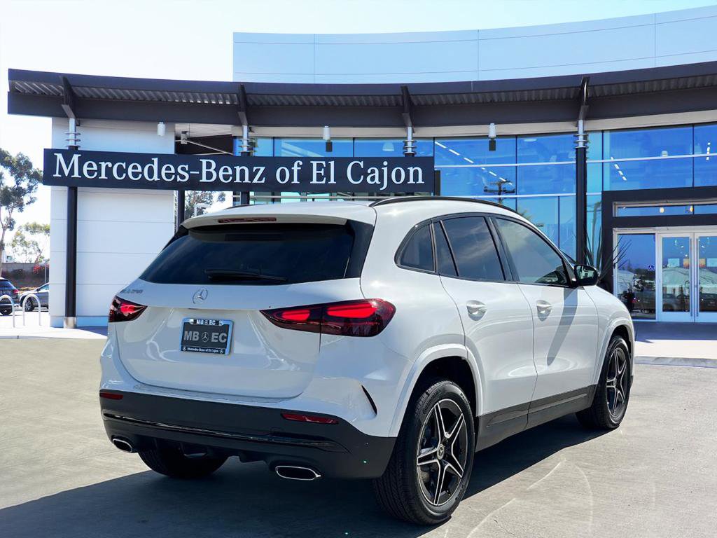 2026 Mercedes Benz GLA 250 photo 3