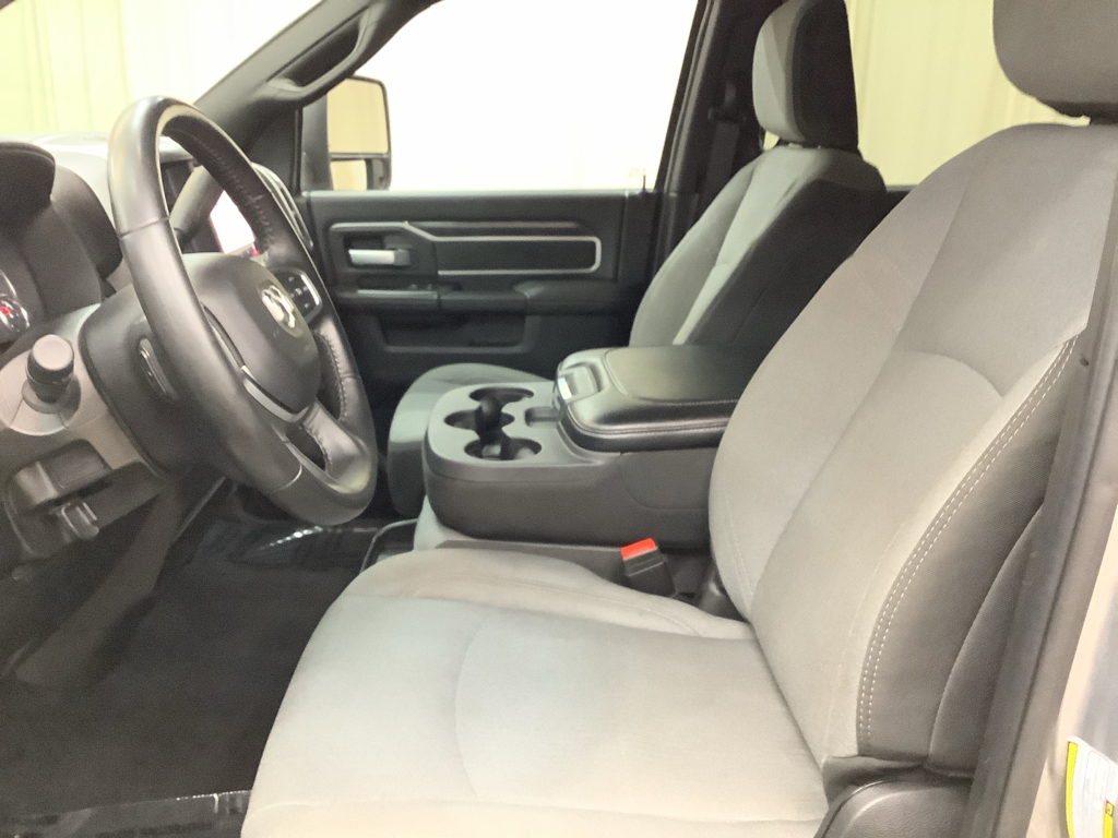 2024 Ram 3500 Big Horn photo 25