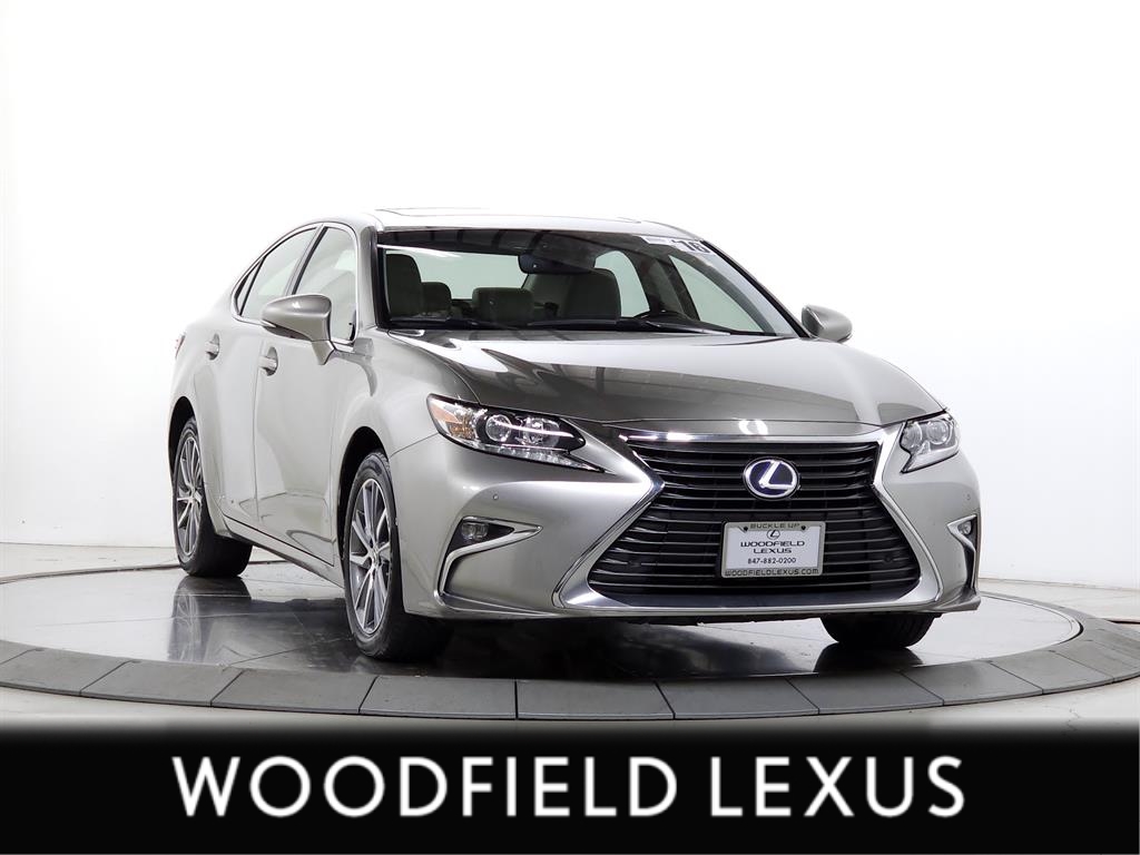 2016 Lexus ES 300h