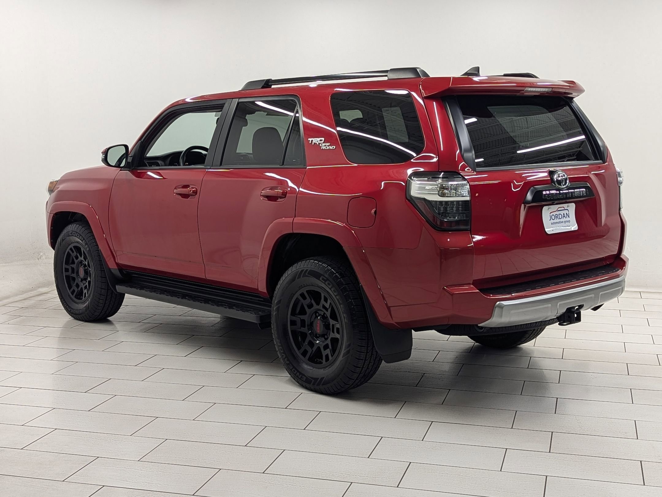 2020 Toyota 4Runner TRD Premium photo 2
