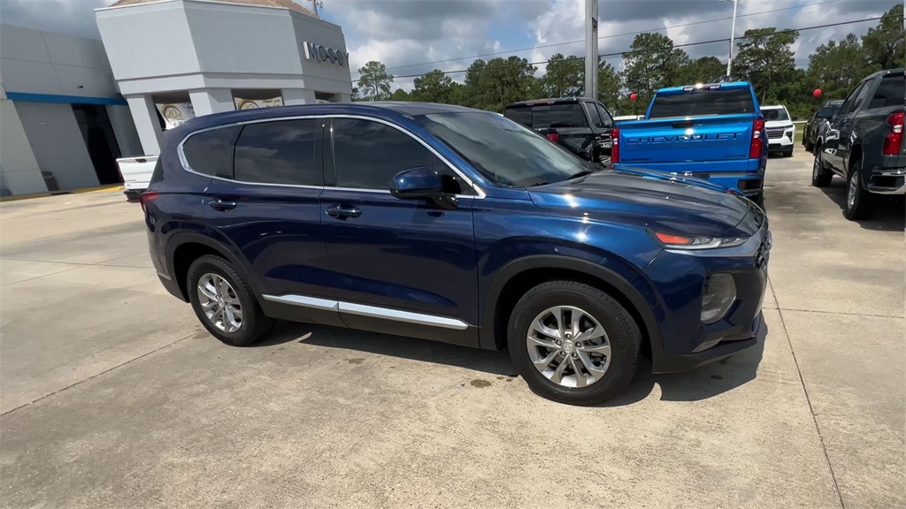 2020 Hyundai Santa Fe SEL photo 2