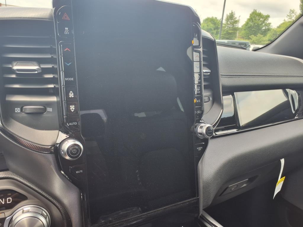 2025 Ram 1500 Rebel photo 8