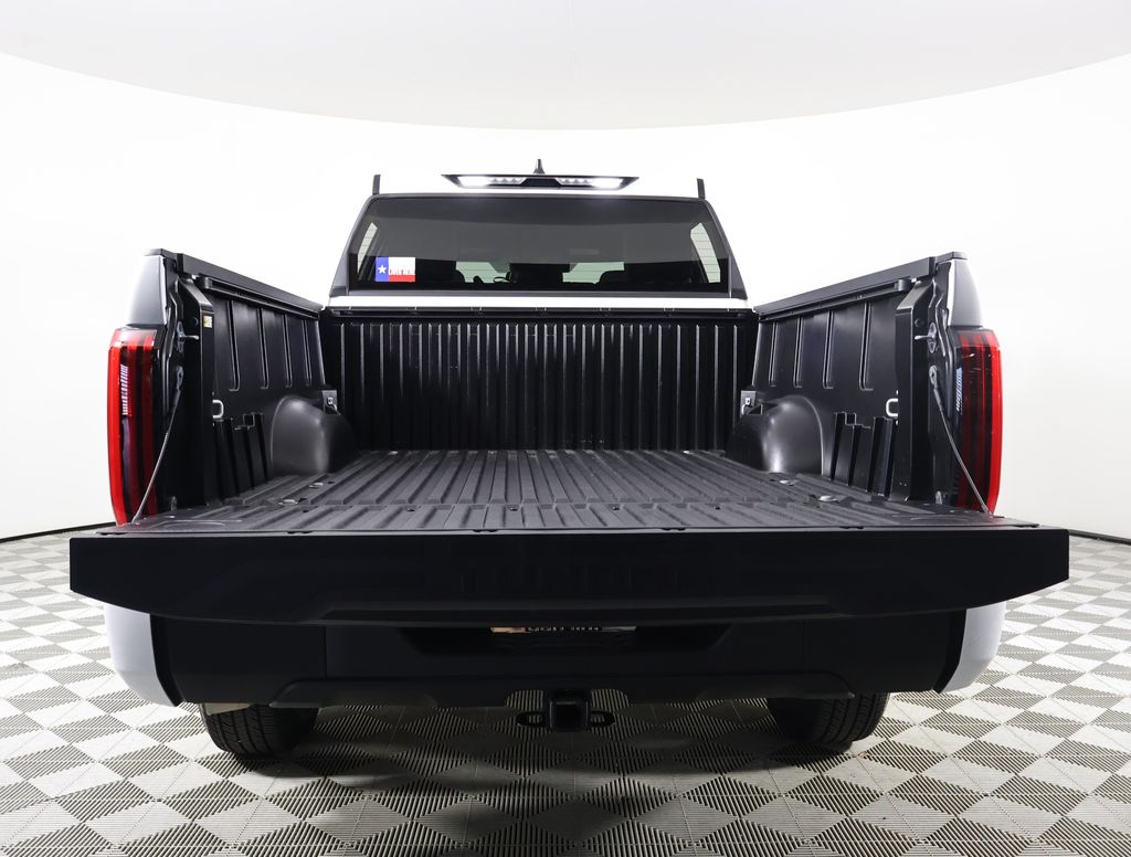 2025 Toyota Tundra SR5 photo 17