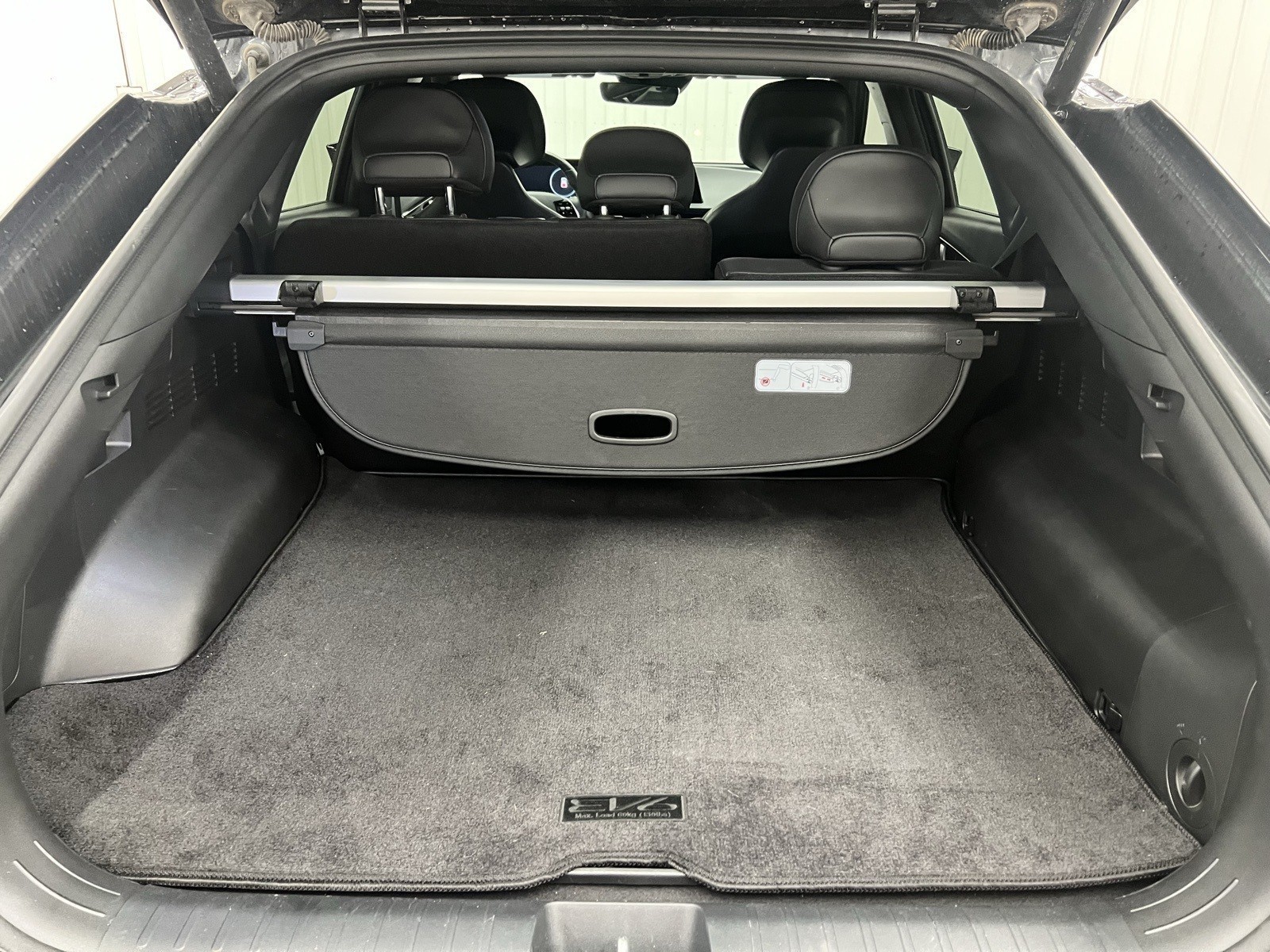 2024 Kia EV6 GT-Line photo 6