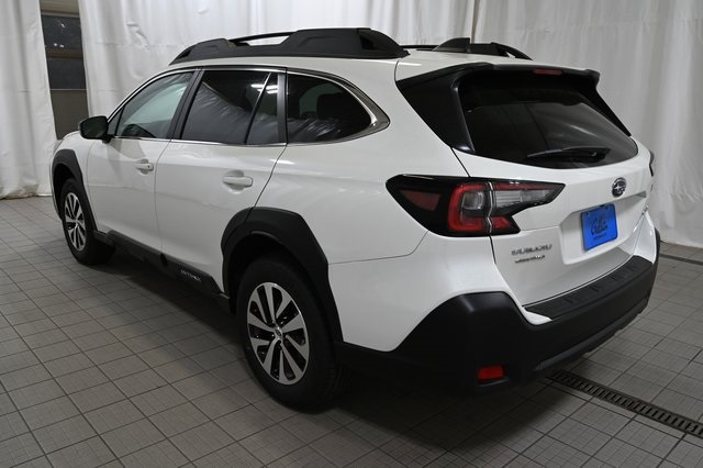 2025 Subaru Outback Premium photo 2