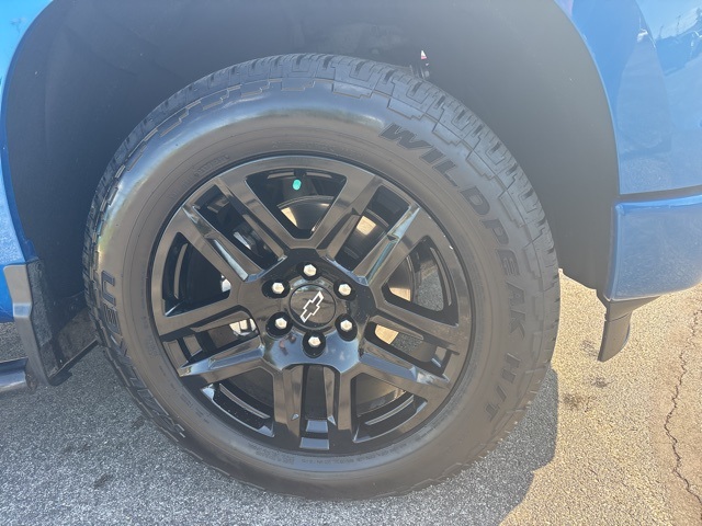 2023 Chevrolet Silverado 1500 RST photo 4
