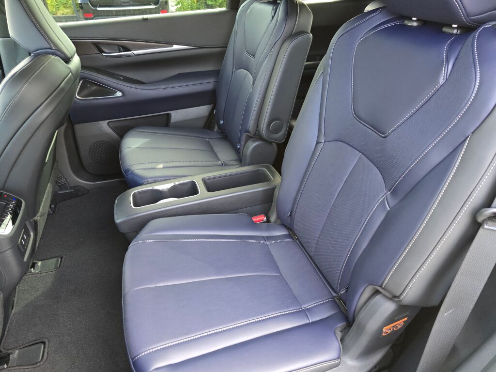 2026 Infiniti QX60 AWD photo 19