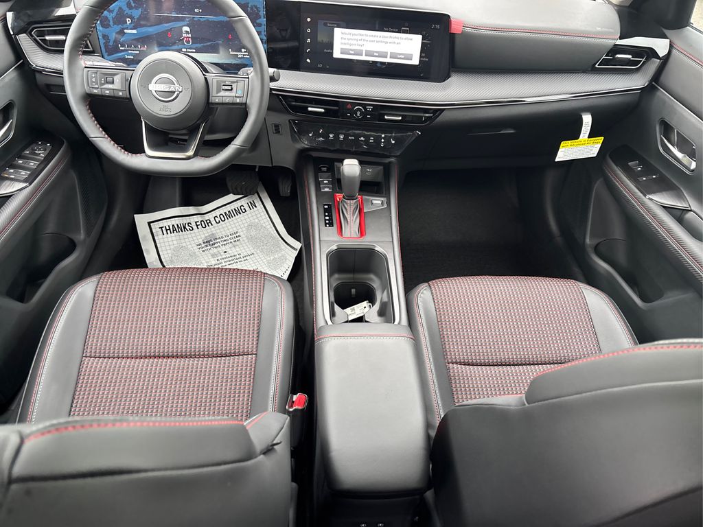 2025 Nissan Kicks SR photo 16