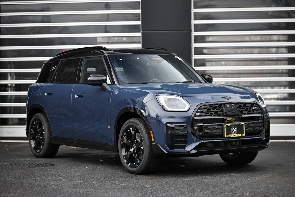 2026 MINI Countryman S's photo