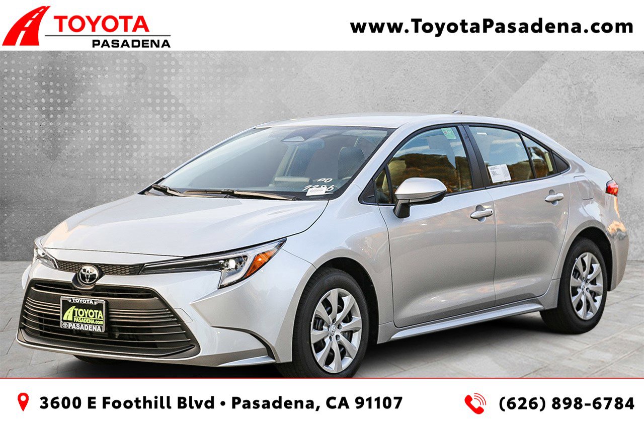 2026 Toyota Corolla LE's photo