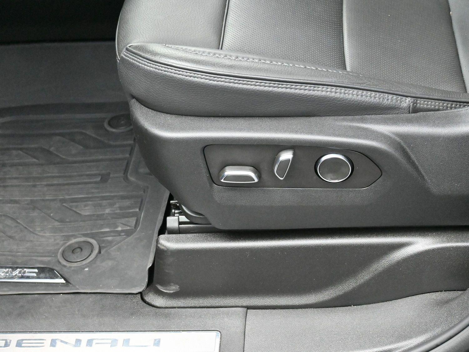 2024 Gmc Yukon Denali photo 14