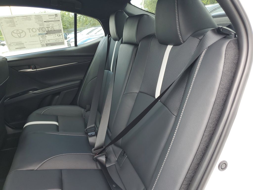 2025 Toyota Camry SE photo 16
