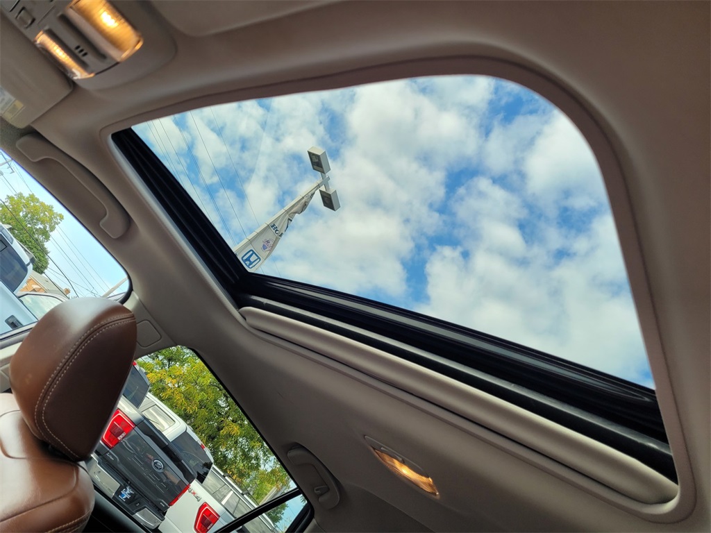 2018 Subaru Outback Touring photo 31