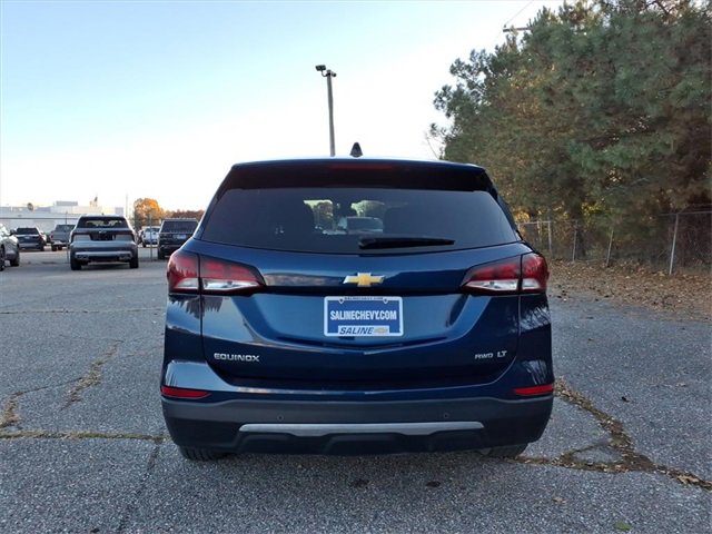 2023 Chevrolet Equinox photo 4