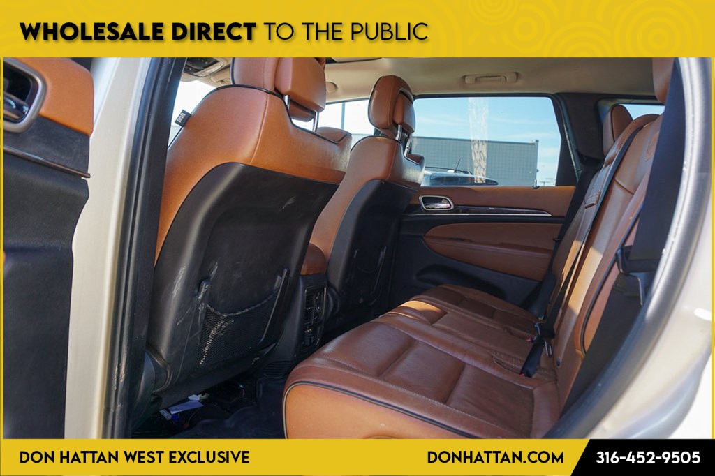 2012 Jeep Grand Cherokee Overland photo 17