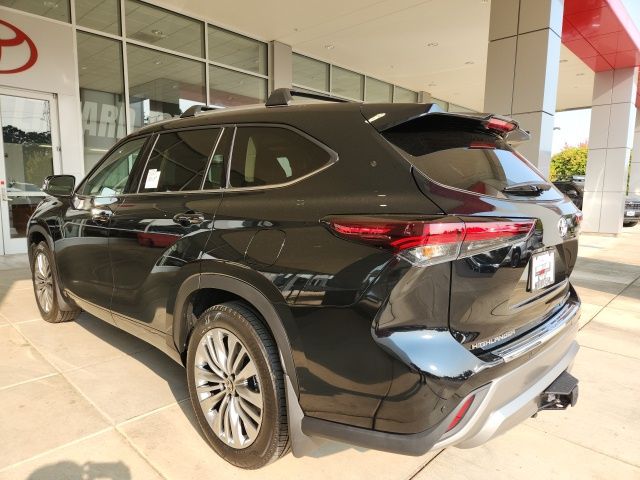 2025 Toyota Highlander XLE XSE Platinum Limited photo 6