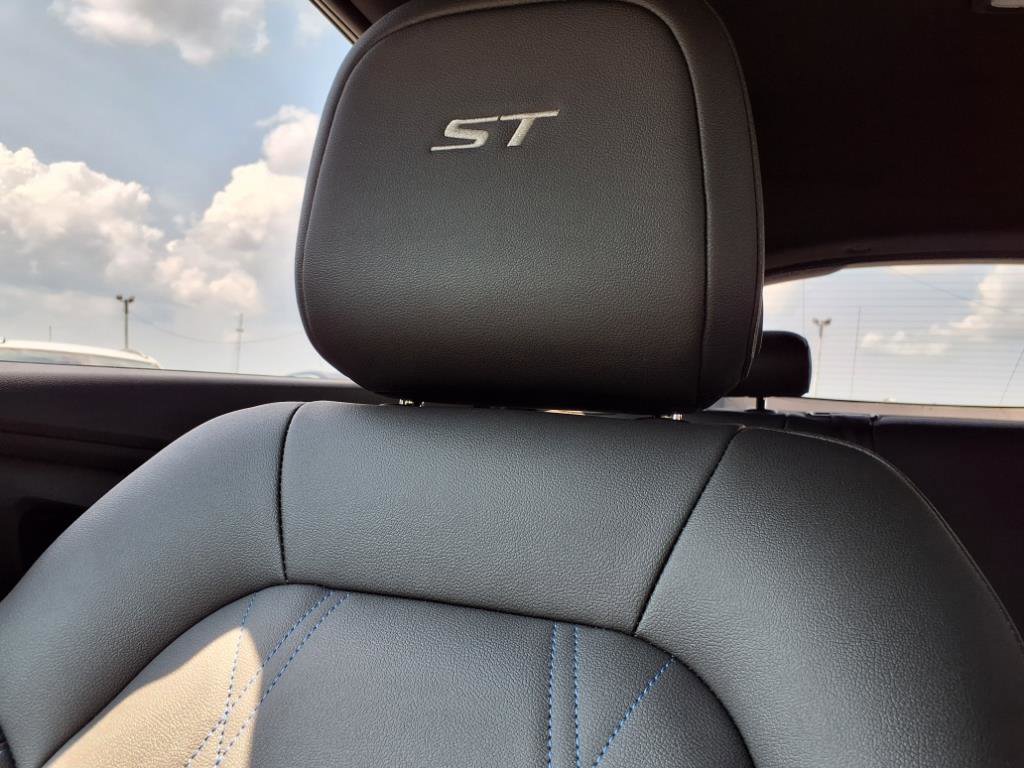 2025 Buick Envista ST photo 15
