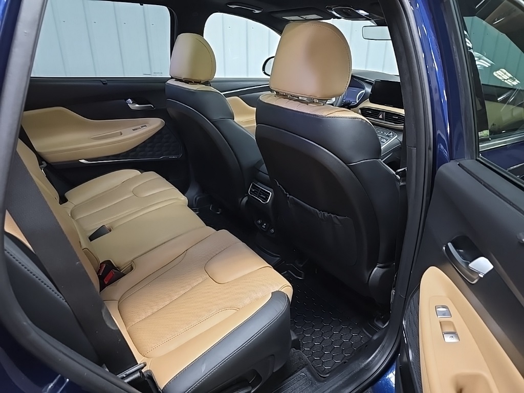 2023 Hyundai Santa Fe Calligraphy photo 17