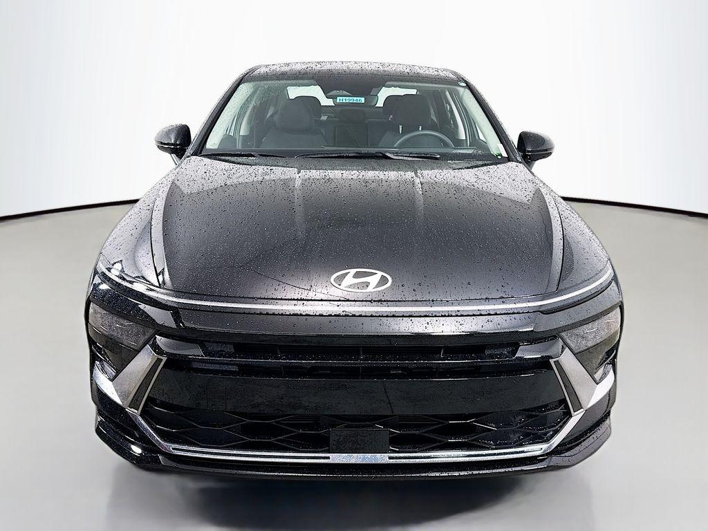 2025 Hyundai Sonata SEL photo 2