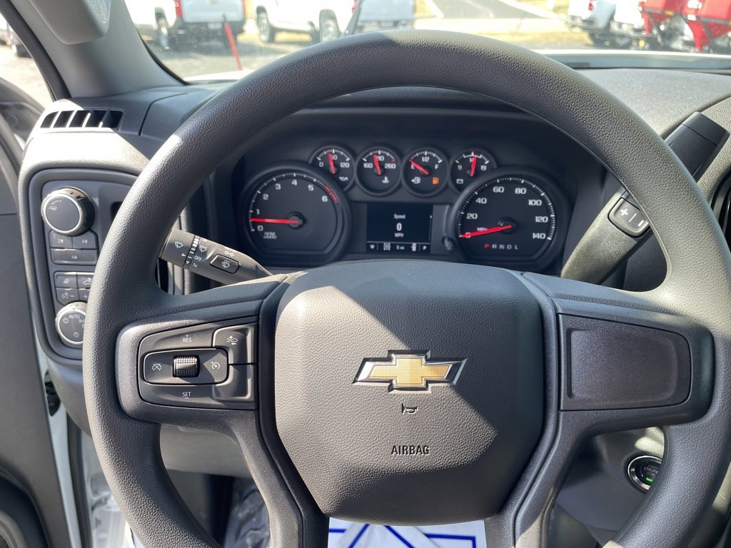 2025 Chevrolet Silverado 2500HD photo 7
