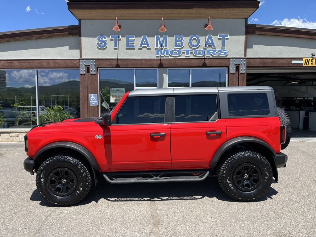 2023 Ford Bronco Wildtrak photo 2