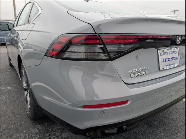 2025 Honda Accord Hybrid EX-L photo 5