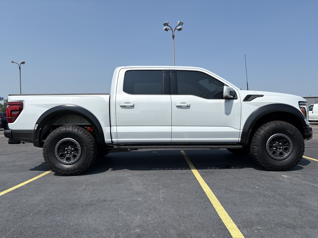 2025 Ford F-150 Raptor photo 4
