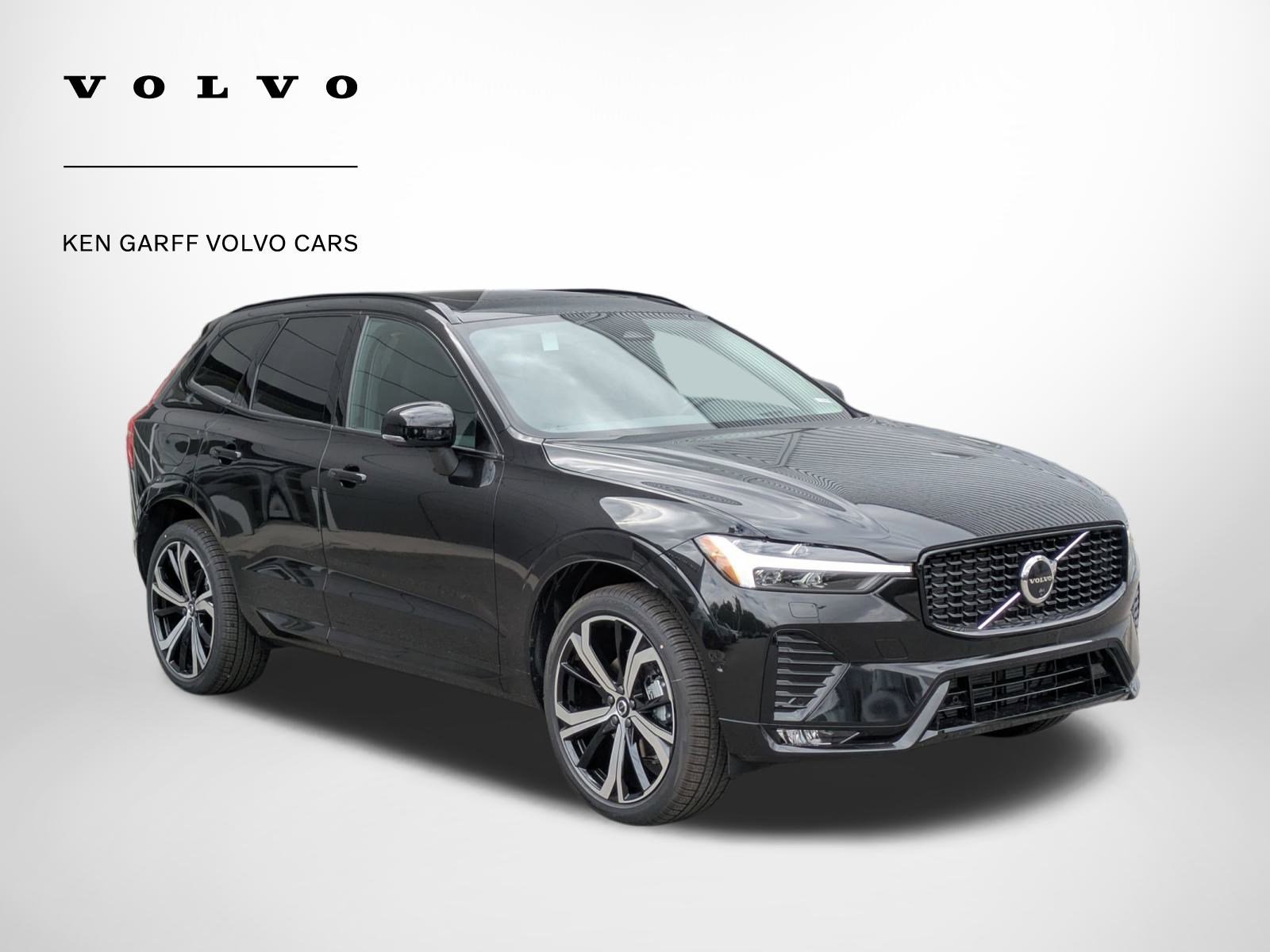 2025 Volvo XC60 photo 8