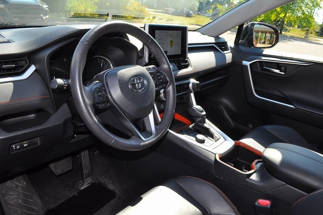 2024 Toyota RAV4 Adventure photo 9