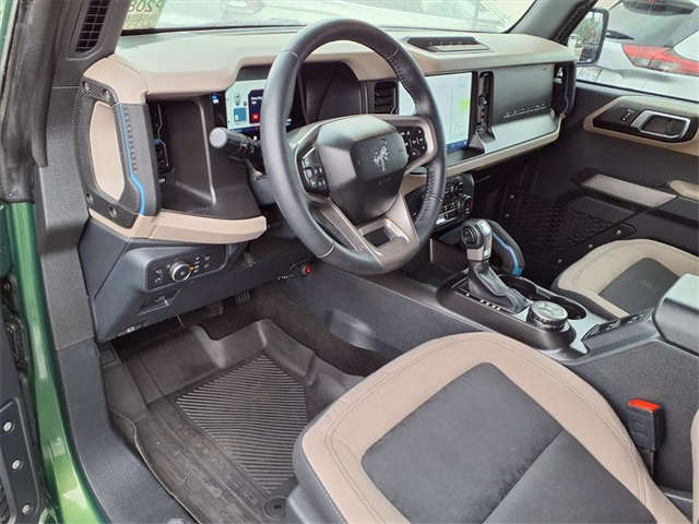 2022 Ford Bronco Wildtrak photo 3