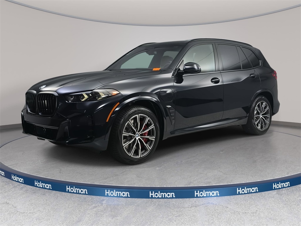 2026 BMW X5 50e's photo