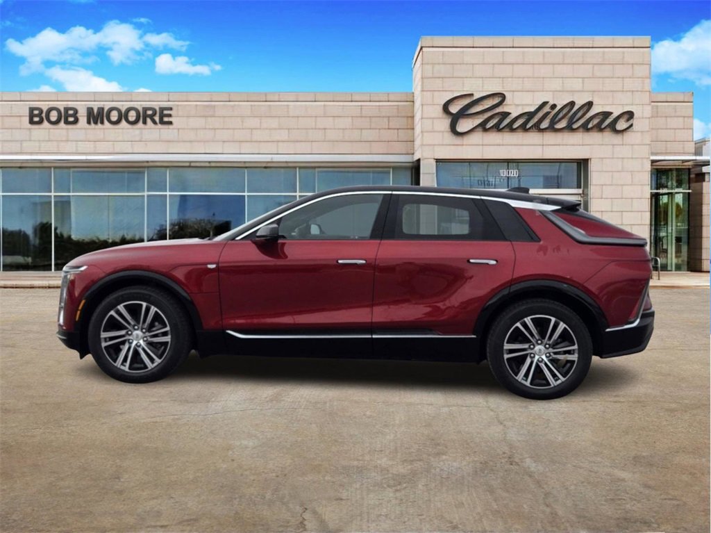 2025 Cadillac Lyriq Luxury photo 4