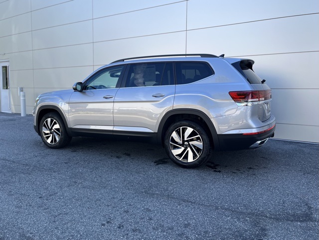 2026 Volkswagen Atlas SE Technology photo 14