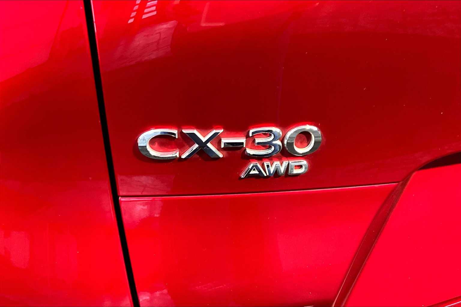 2021 Mazda CX-30 Premium photo 9