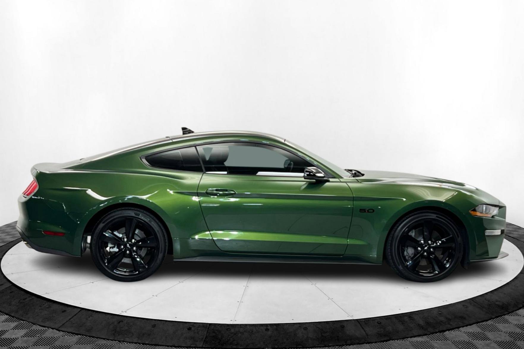 2022 Ford Mustang GT Premium photo 6