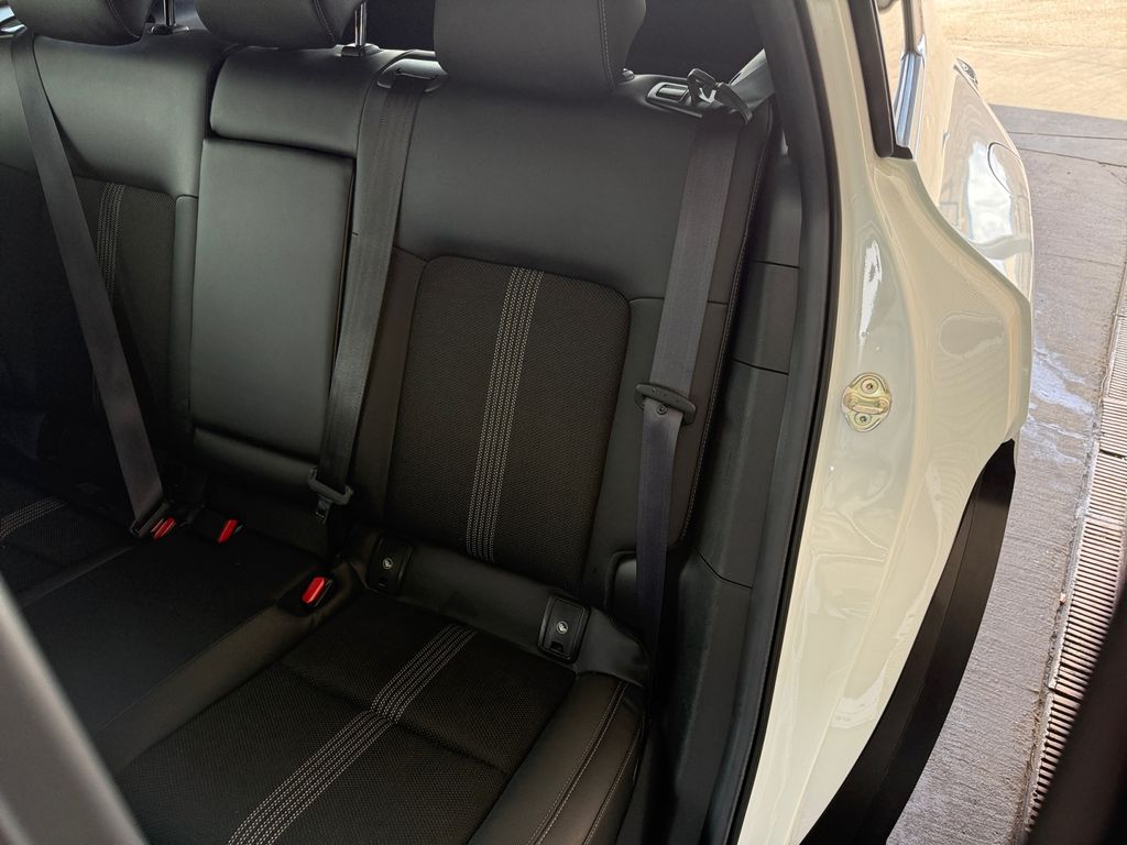 2025 Mazda CX-50 2.5 S Preferred photo 19