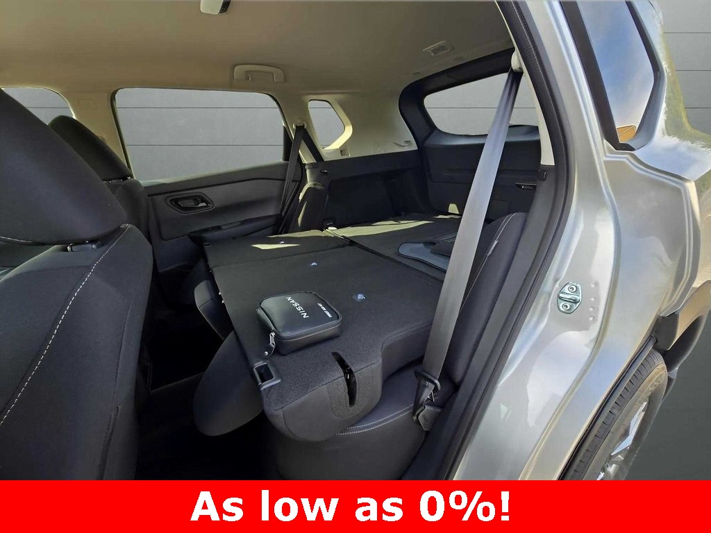 2025 Nissan Rogue S photo 12