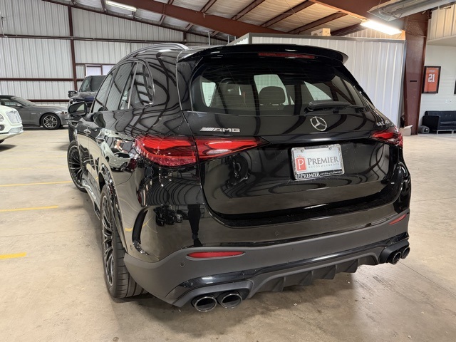 2025 Mercedes Benz GLC 43 AMG 4MATIC photo 4