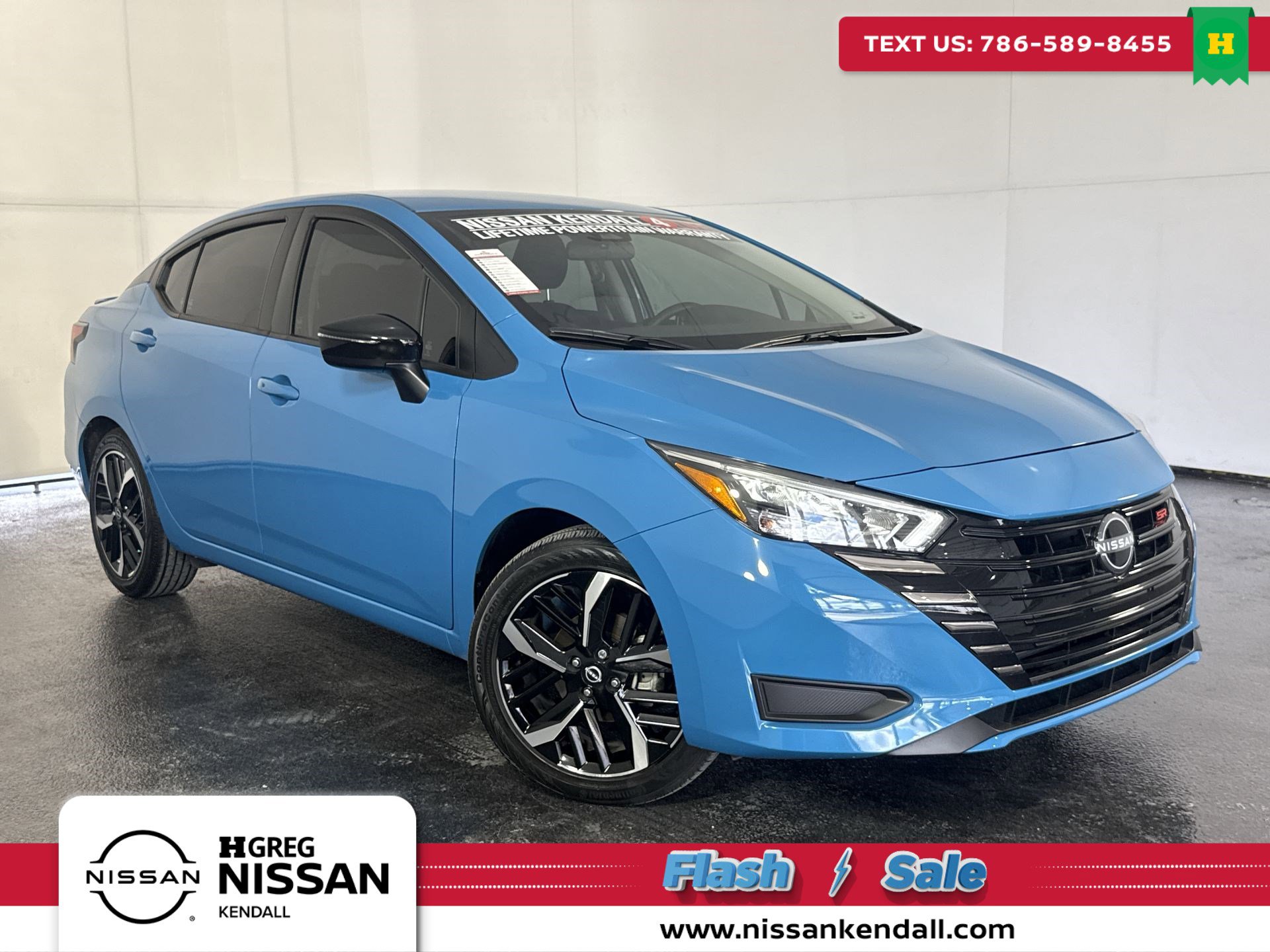 2025 Nissan Versa Sedan SR