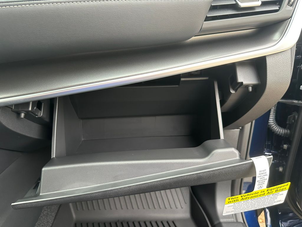 2026 Nissan Rogue SV photo 27