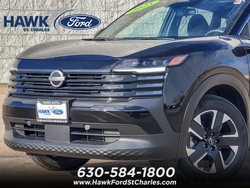 2025 NISSAN KICKS MPV - Image 1