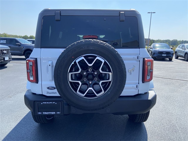 2025 Ford Bronco Outer Banks photo 15