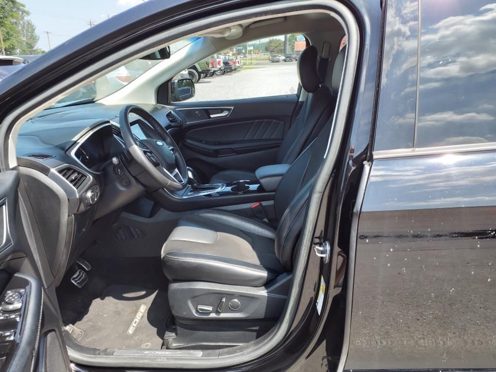 2017 Ford Edge Sport photo 7