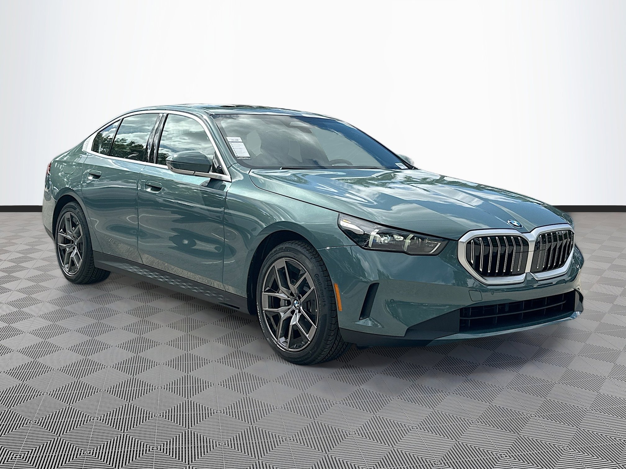 2026 BMW 5 Series 530i's photo